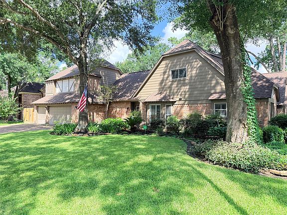 3rd image of 16003 Algrave Ln