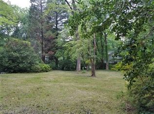 2106 Medford Ln, Greensboro, NC 27408