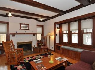 6617 W Wells St, Wauwatosa, WI 53213