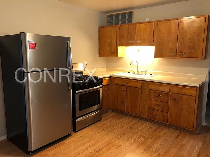 1st image of 1923 Bluehill Dr
