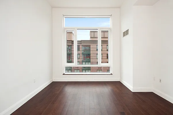 Rented by Renetta Real Estate | media 29