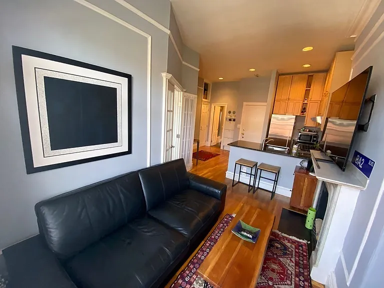 235 Beacon St #7 — Photo 6