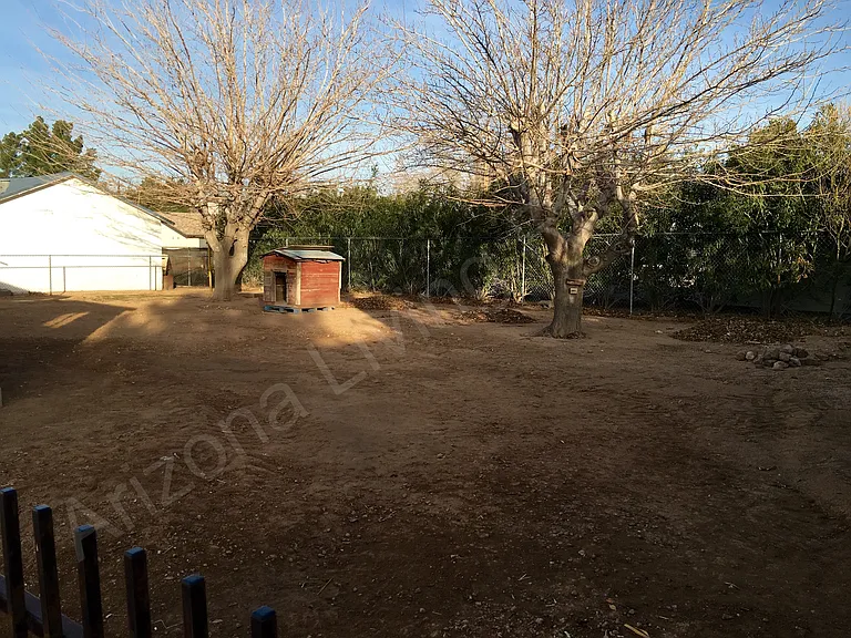 2435 Emerson Ave — Photo 11