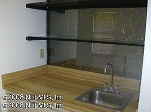4th image of 1330 Jefferson Ave APT C
