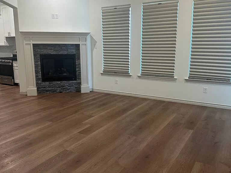 2712 Shirley Dr — Photo 2