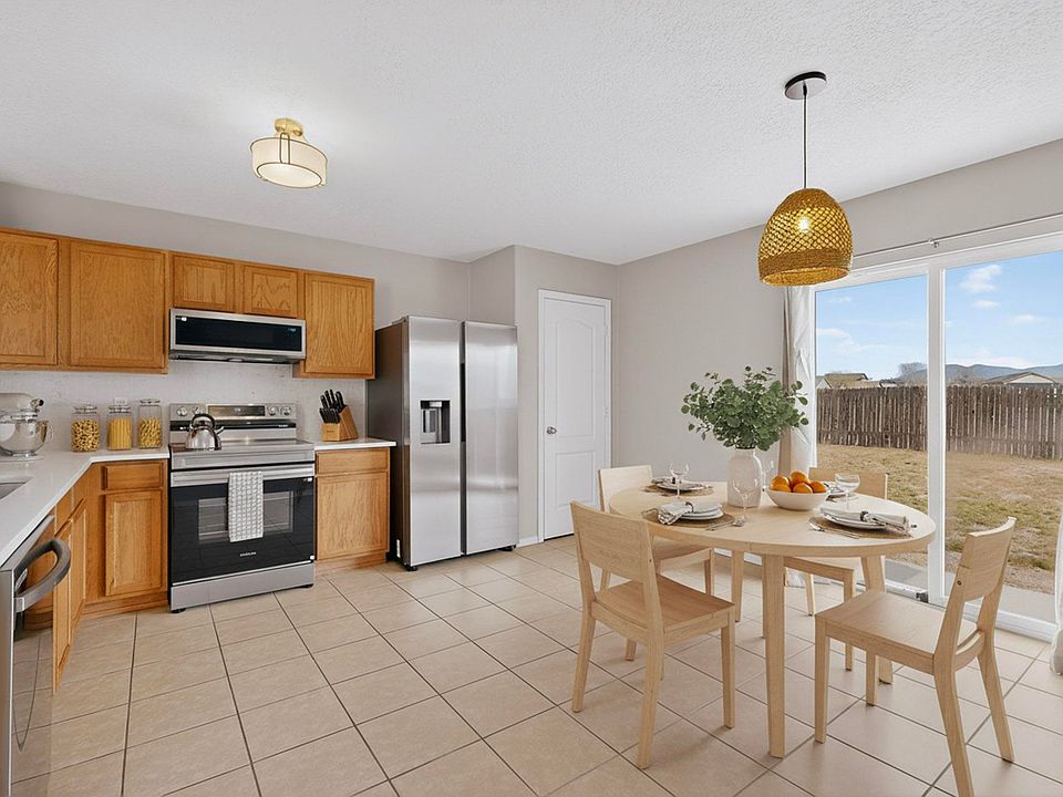1st image of 15 Tome Vista Dr