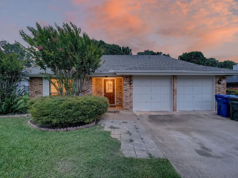 310 Overland Dr — Photo 31