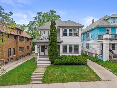 2016 E Newton AVENUE, Shorewood, WI, 53211