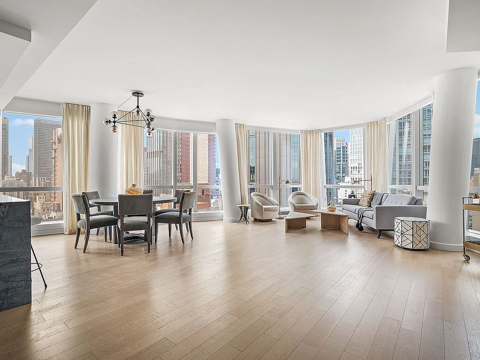 1st image of 400 Park Ave S APT 23F