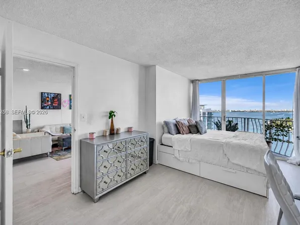 7601 E Treasure Dr APT 2412, North Bay Village, FL 33141