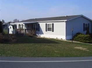 202 Longwood Ct W, Lancaster, PA