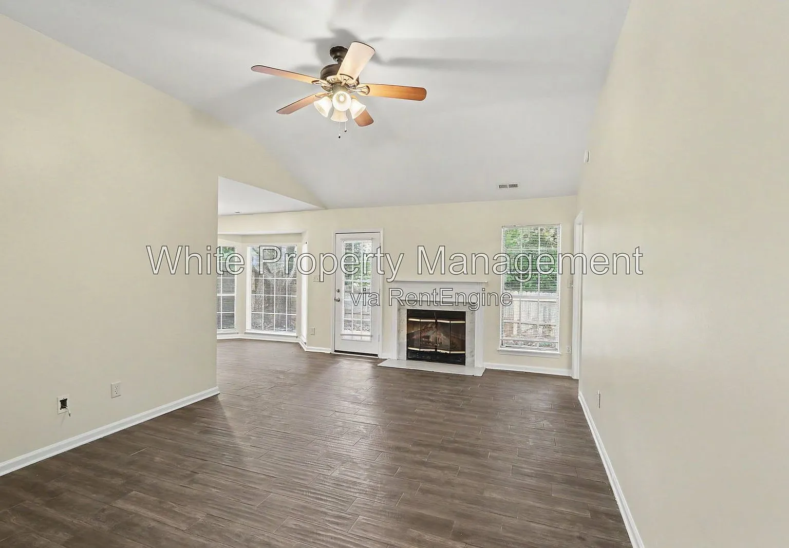 3 bed, 2.0 bath, 1300 sqft, $1,845 — Photo 3