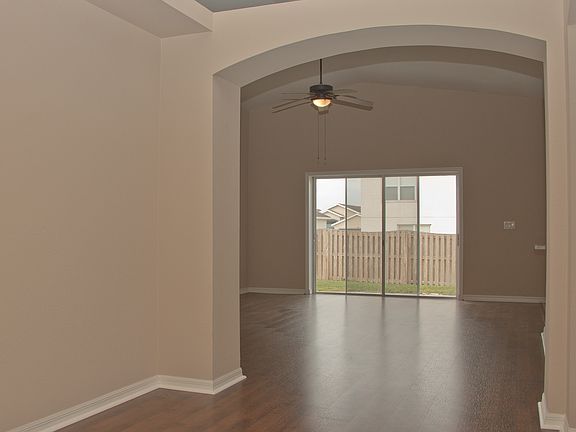 3rd image of 505 Cody Caleb Dr