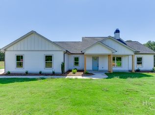 21 Creek Stone Dr #2, Hartwell, GA 30643