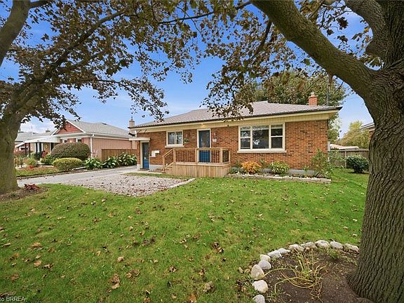 4th image of 83 Fairview Dr