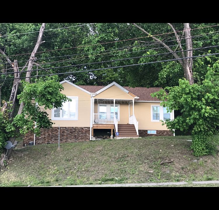 1st image of 322 Robinson Ave