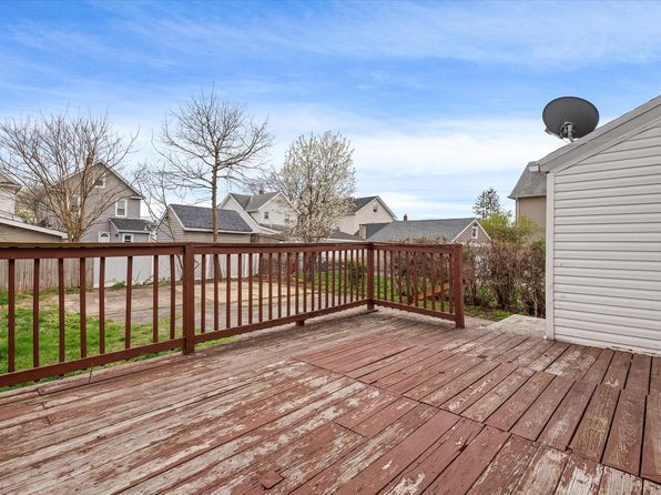 223 Jackson Avenue, Mineola, NY 11501