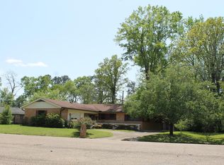505 Redwood St, Columbus, MS 39702
