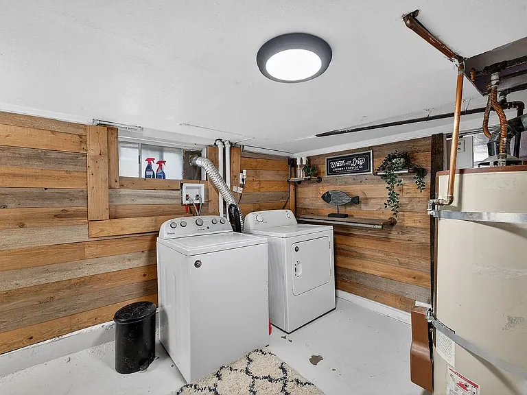 815 Oak St — Photo 21