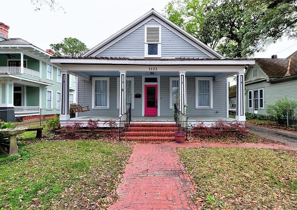 1st image of 1025 Kirby St