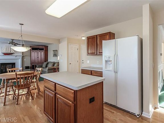 OOOH, A TWO STORY THAT IS ALSO OPEN CONCEPT! YES! FORMAL DINING & FOYER FLOW EASILY TO THE KITCHEN, 