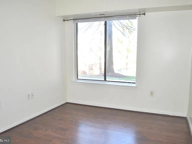 8383 Buttress Ln #102 — Photo 4