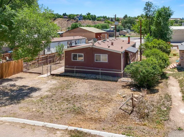 611 E Rio Blanco Ave, Rangely, CO 81648