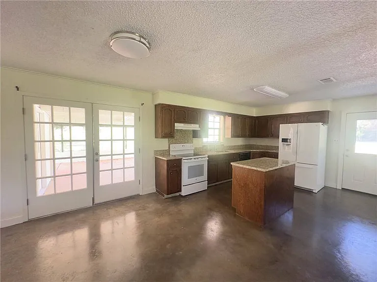 48161 Galafaro Rd — Photo 6