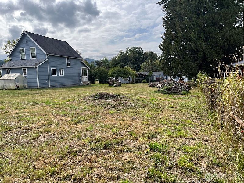 4th image of 517 D Street