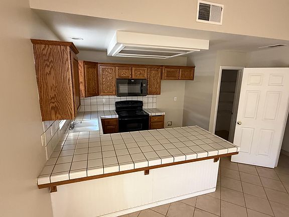 4th image of 4702 W Mesa Ave