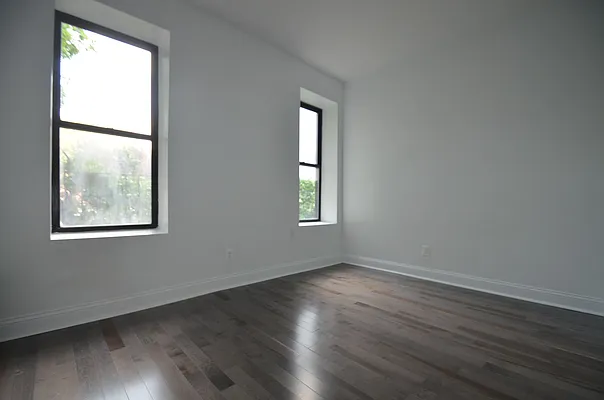 Rented by CITY SKYLINE REALTY INC | media 10