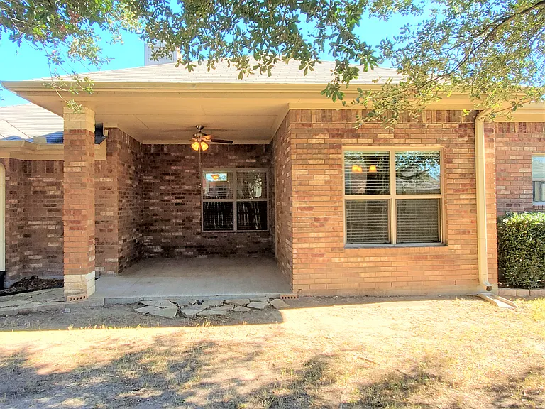 5020 Sean Patrick Gln — Photo 26