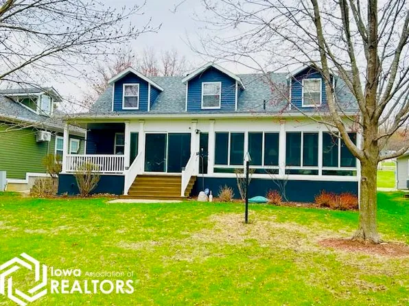 122 Horseshoe Dr, Montezuma, IA 50171