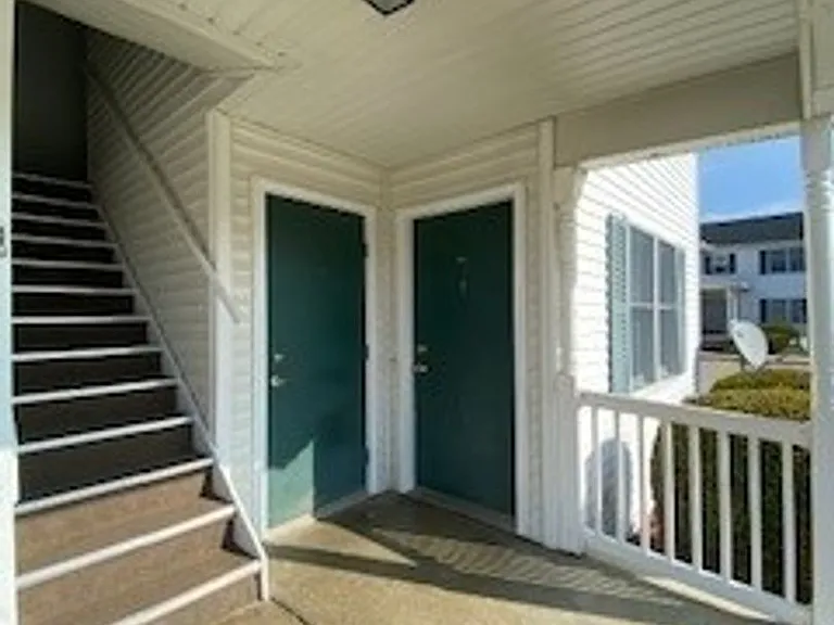 212 Stonewall Ct — Photo 17