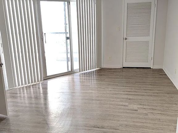 2nd image of 900 19th Ave S APT 704