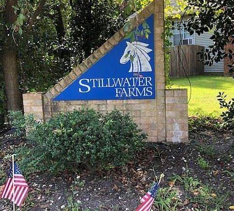2nd image of 520 Stillwater Dr