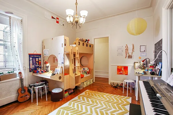 Sold by Corcoran | media 4