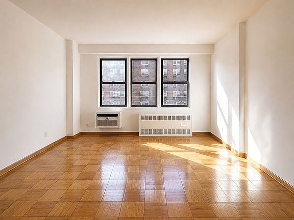 3rd image of 4255 Colden St APT 11V