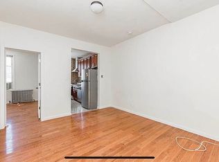 36-32 29th St #2, Astoria, NY 11106