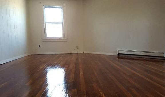 3rd image of 330 Passaic Ave APT 2