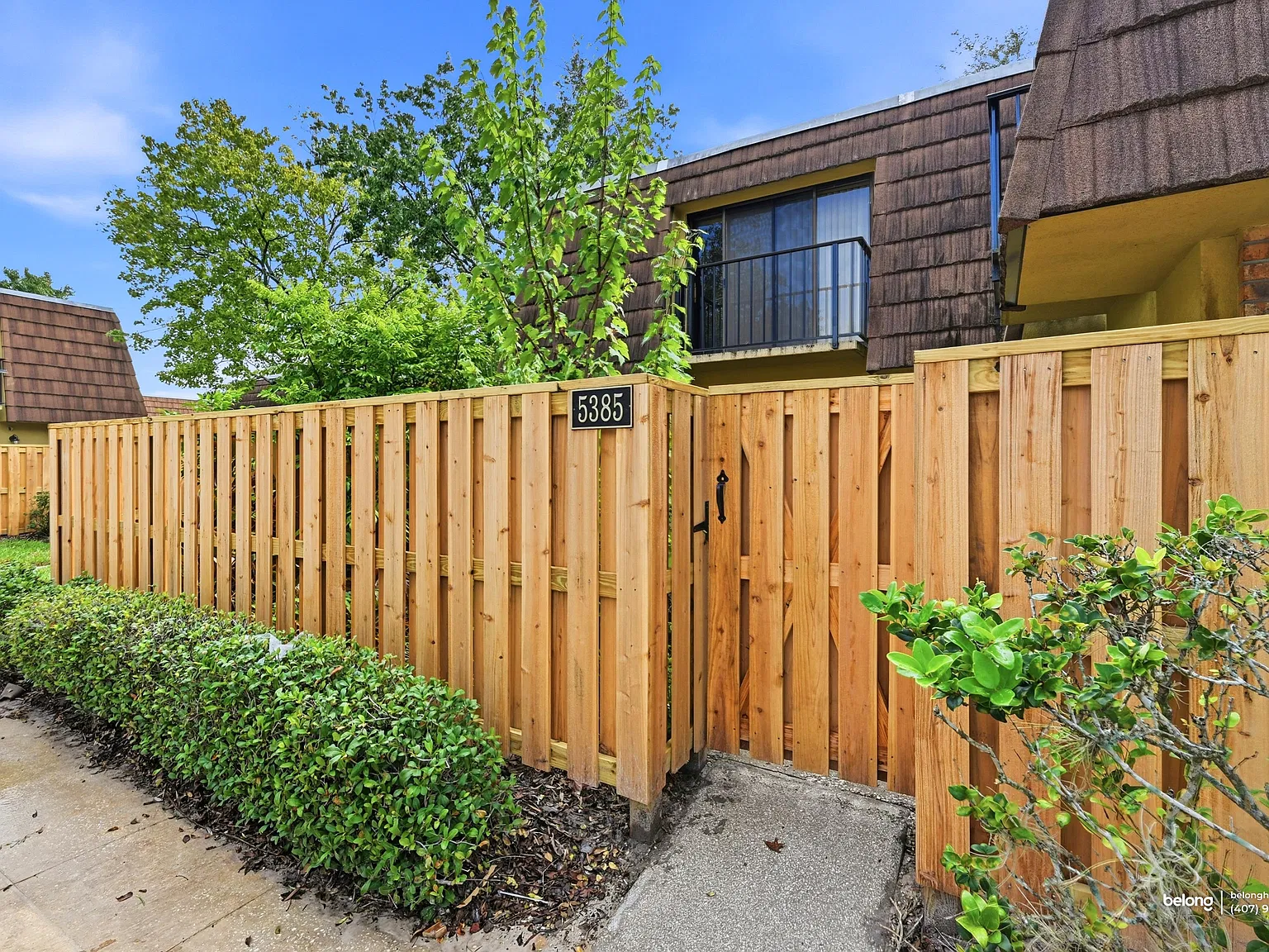 2 bed, 2.5 bath, 1285 sqft, $1,850 — Photo 2