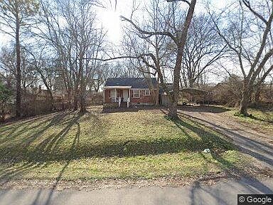 1st image of 405 Chadwell Dr