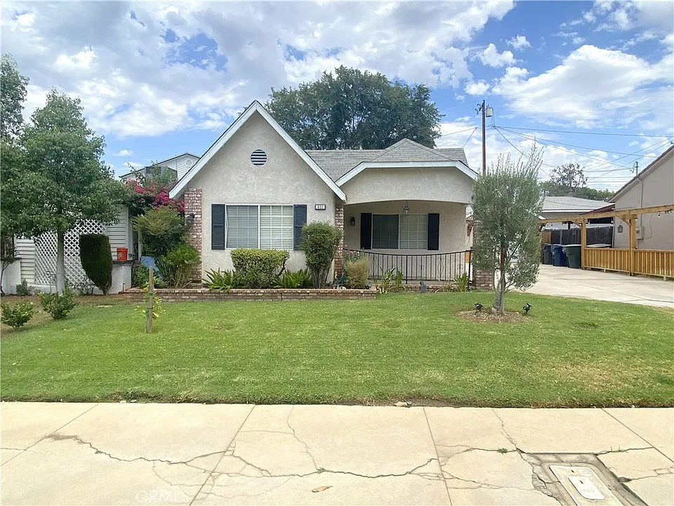 631 Harding Dr