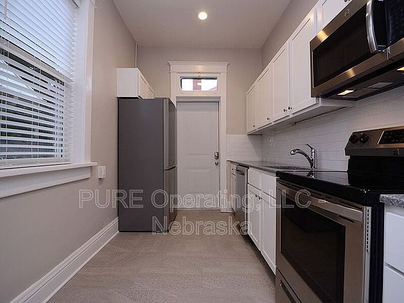 3rd image of 2967 Harris St APT 1