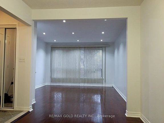 3rd image of 7 Forsythia Rd