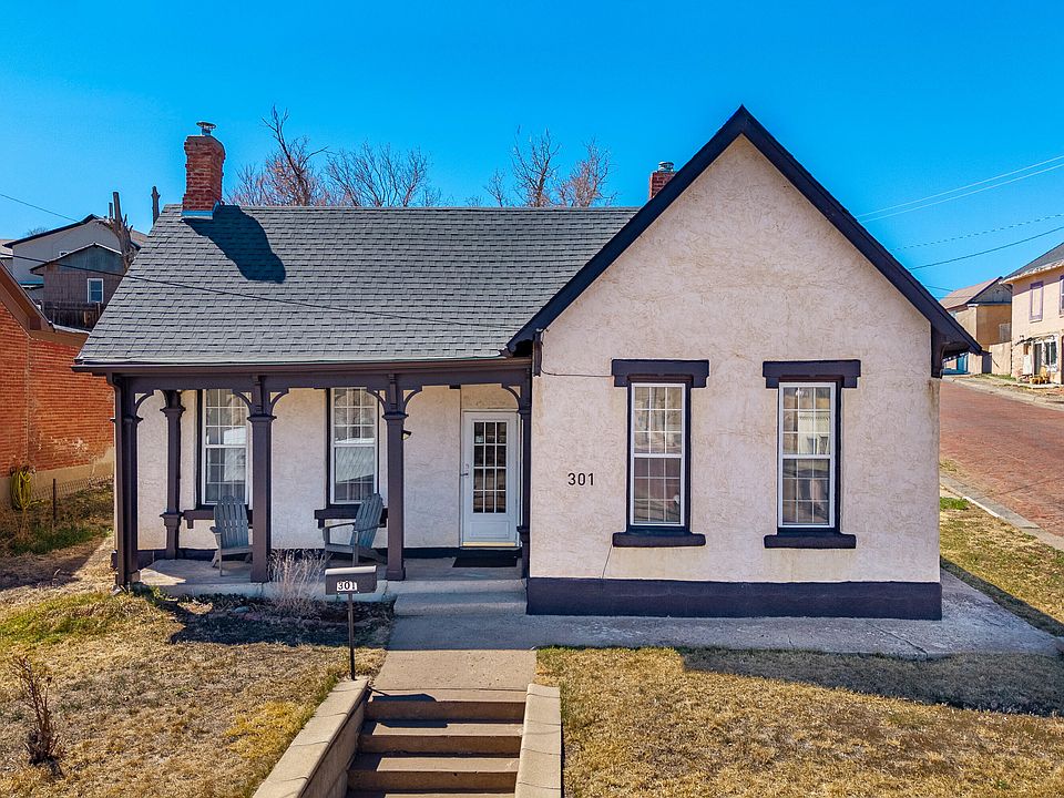 1st image of 301 S Convent St