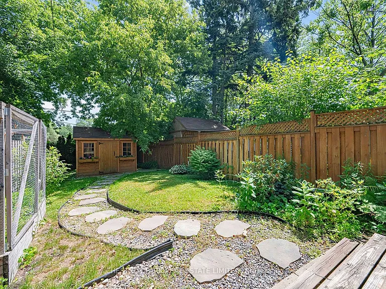 25 Kenworthy Ave — Photo 20