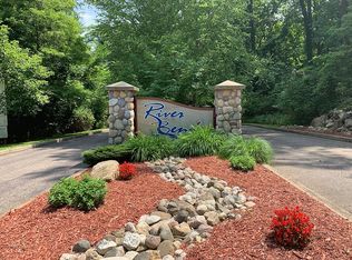 1450 Whitetail Cir, Niles, MI 49120