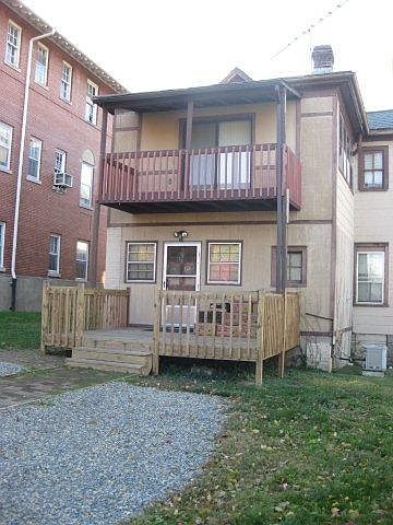 Aparment Enterance