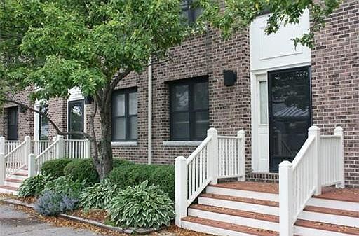 1st image of 33 Maplewood Ave APT 15